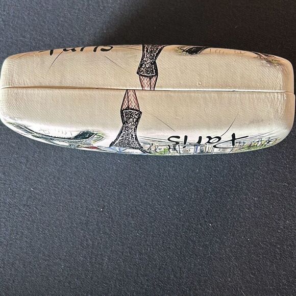 Paris Themed Eyeglass Case - Picture 3 of 4